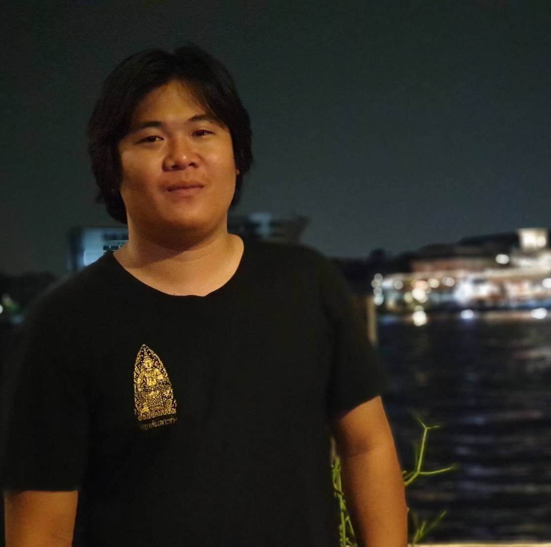ยุทธนา ชมชื่น