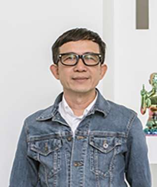 สุธี คุณาวิชยานนท์